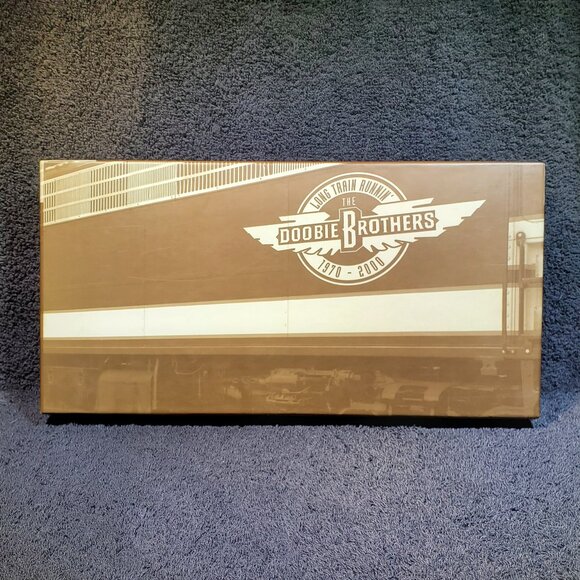 VINTAGE DOOBIE BROTHERS FOUR COMPACT DISC BOX SET 1970 - 2000 - Picture 1 of 3